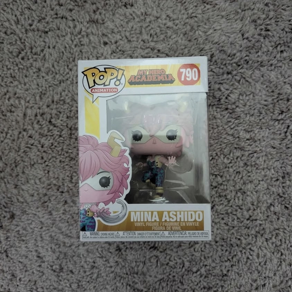 Funko Pop Animation Mina Ashido Figurine